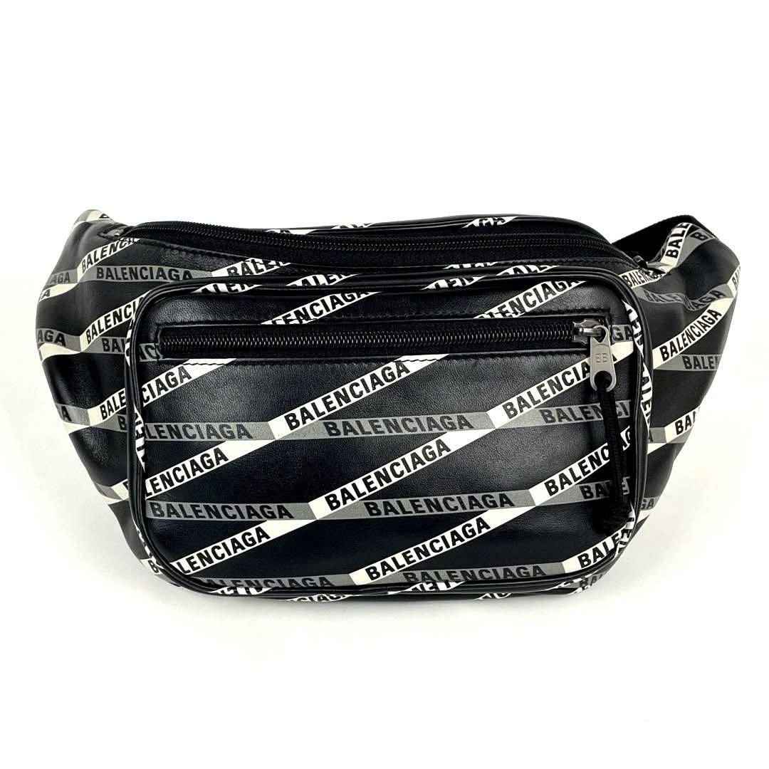 美品】BALENCIAGA バレンシアガ エクスプローラー ボディバッグ 美品】BALENCIAGA バレンシアガ エクスプローラー ボディバッグ