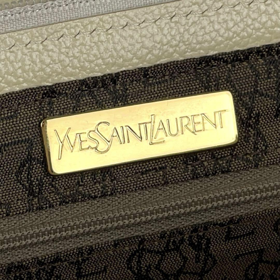 【美品】Yves Saint Laurent イヴサンローラン ハンドバッグ YSL カサンドラ ロゴ ステッチ ゴールド金具 トートバッグ レザー ベージュ