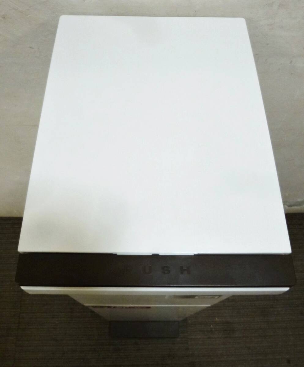 アスベル 分別 ダストボックス パッキン付き ペダル 2段 スリム ゴミ箱 6801 ワンプッシュフタ ASVELの画像3