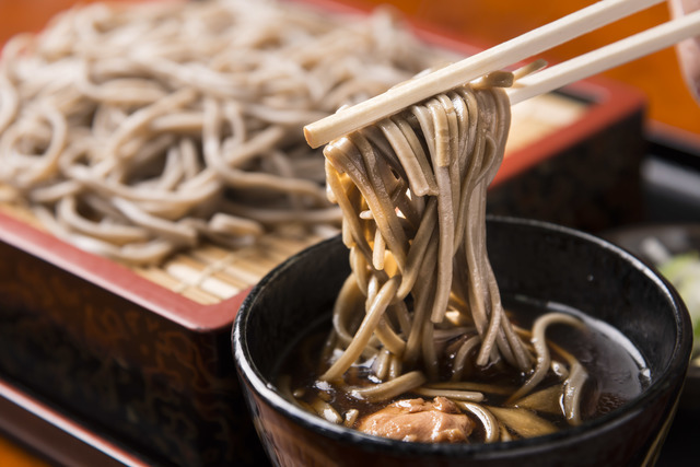 そば 蕎麦 ソバ 業務用 soba 乾麺 そば 90g×45束 簡易箱 更科 挽きぐるみ ポイント 消化消化 point 業務用 乾麺 激安 お買得_画像2