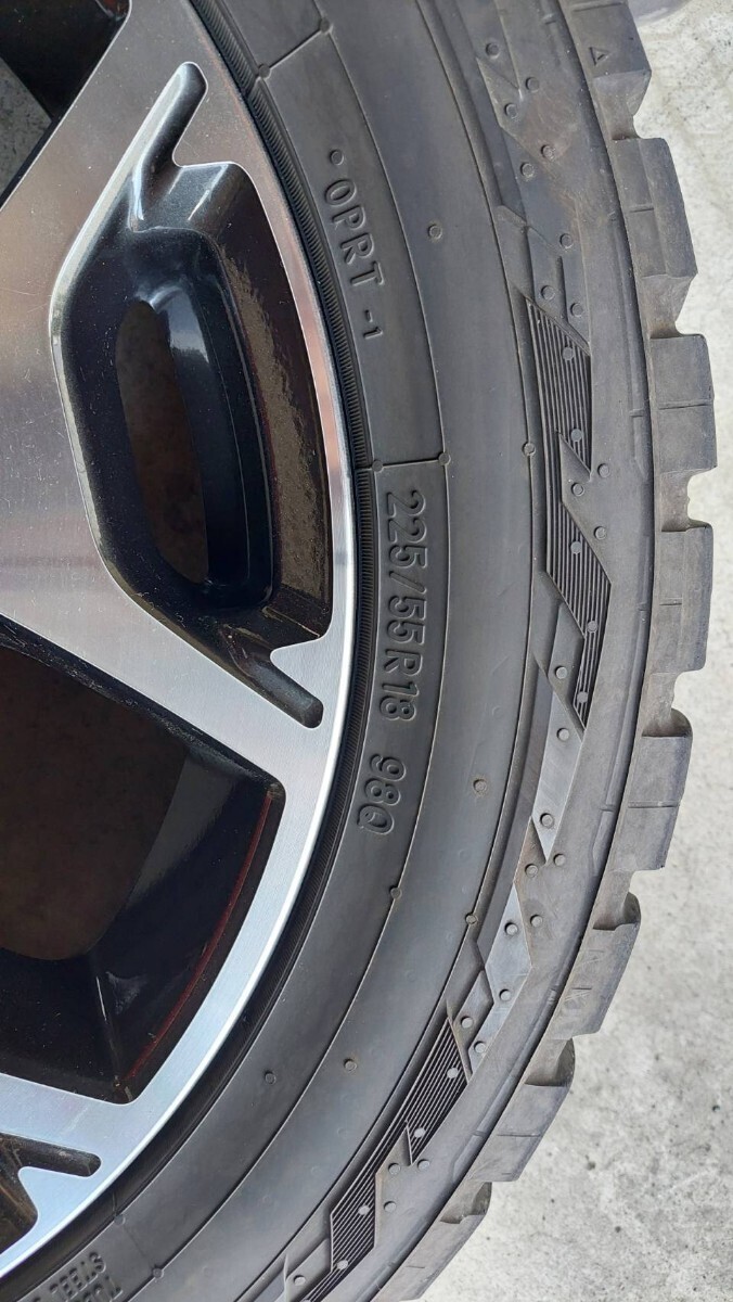スバル純正 ホイール18インチ タイヤ付 フォレスター マッドタイヤの画像3