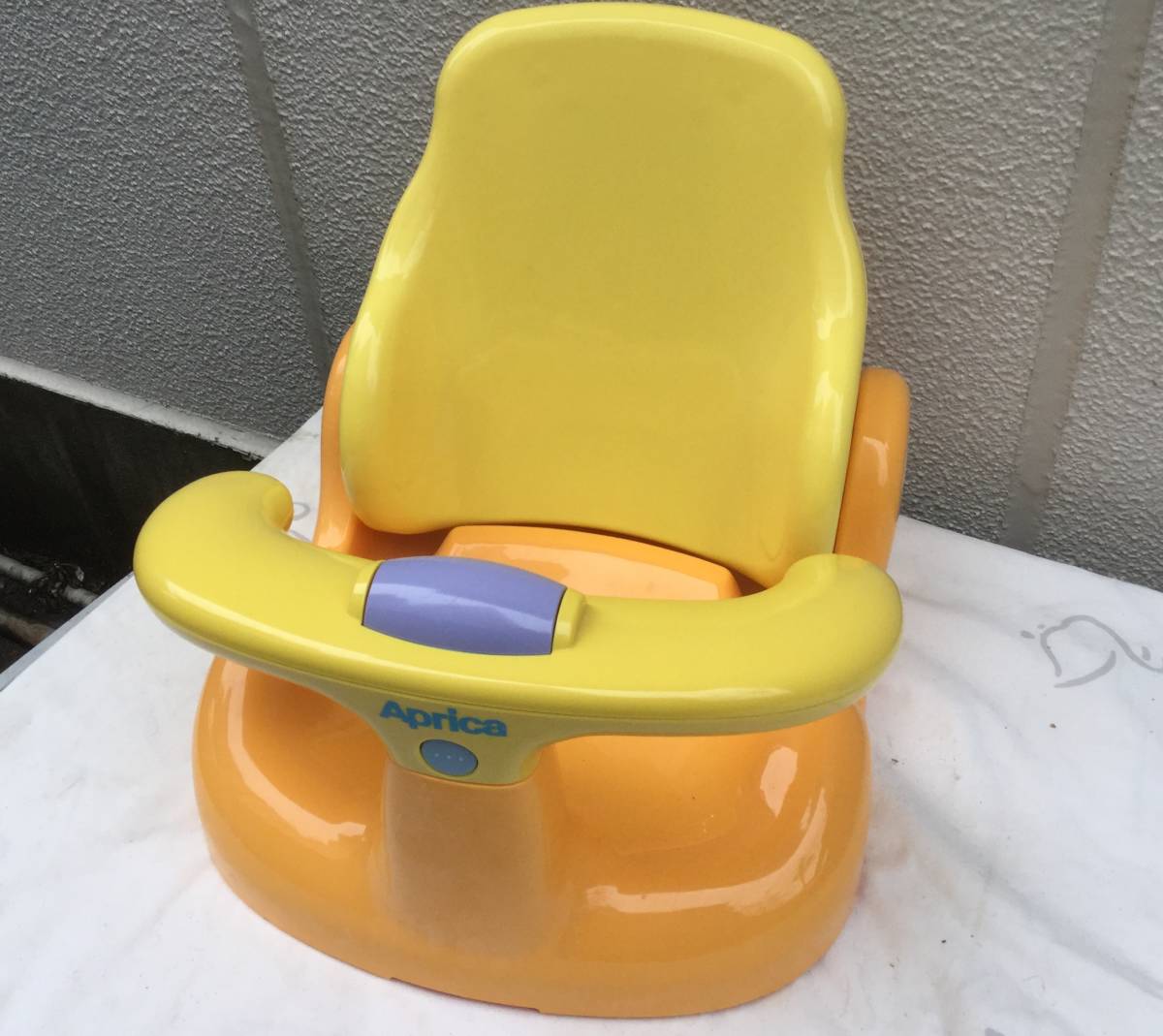 Aprica Aprica start .. bath from possible to use bath chair 