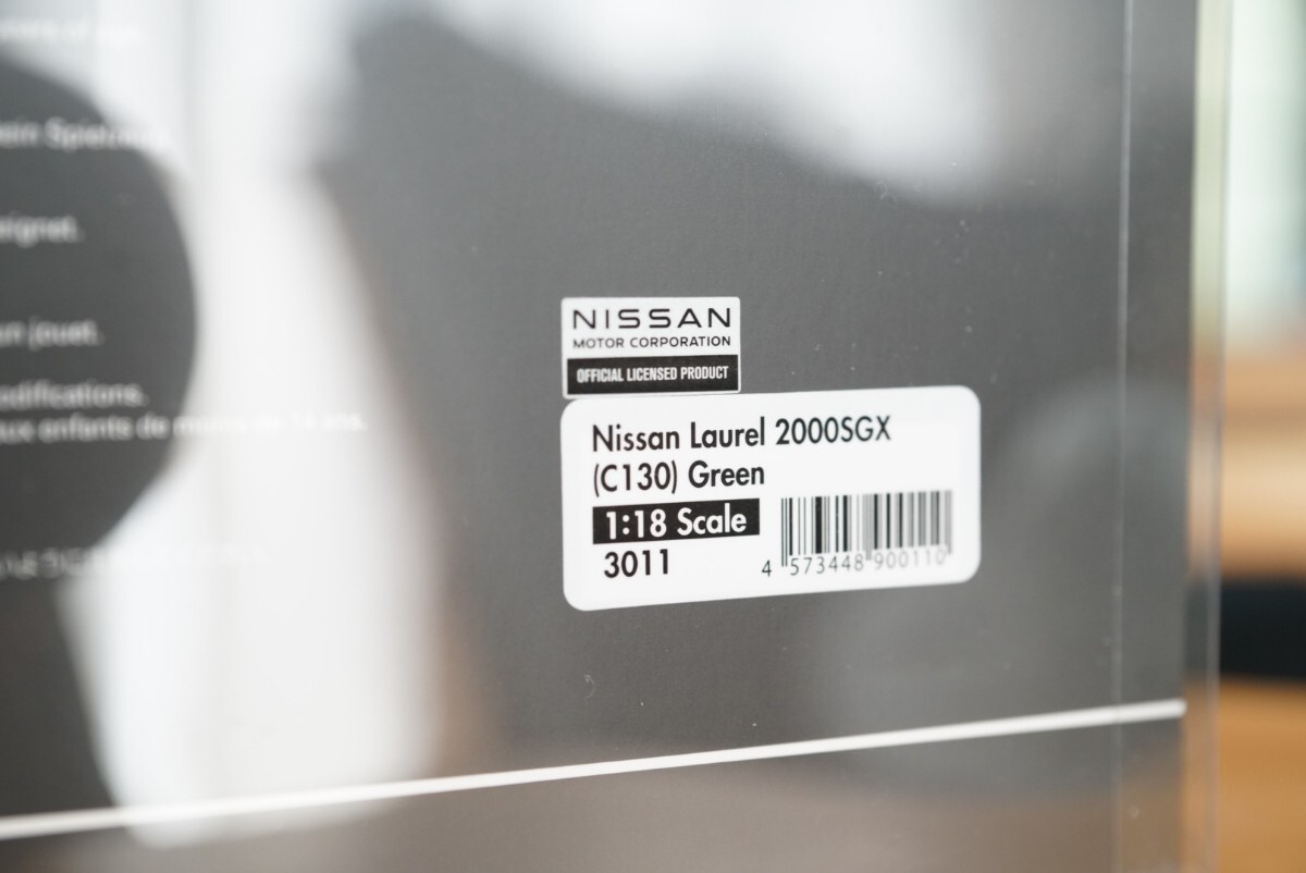 イグニッションモデル 日産 ローレル 2000SGX C130 グリーン 1/18 3011 新品未展示の画像9
