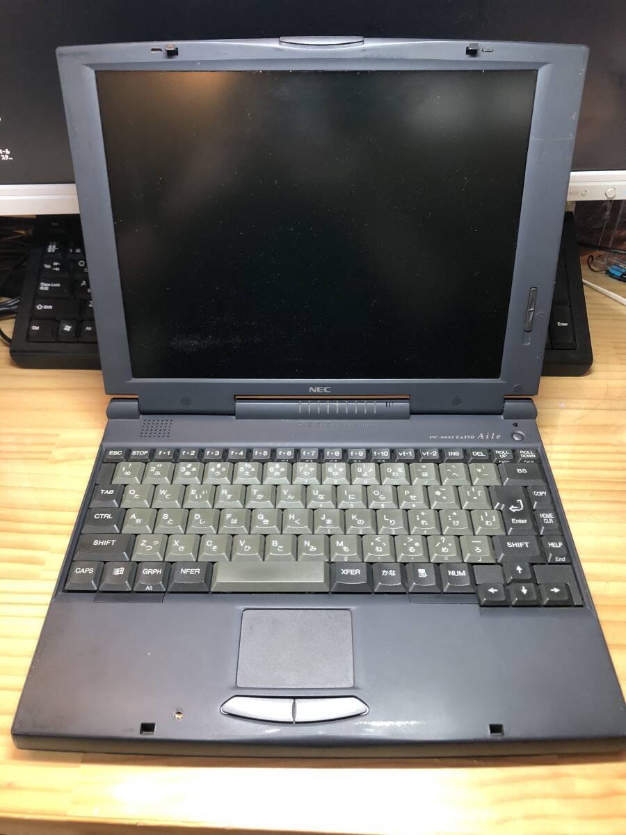 NEC PC-9821Ls150/S14 modelC2 ノートパソコン本体部のみ メインメモリ80MB HDD20GB 動作確認済みジャンク品_本体全景