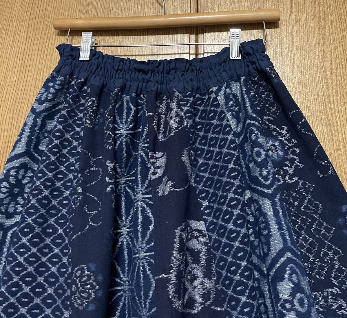 着物リメイク 久留米絣のパッチワークAラインスカート 16枚はぎ フリーサイズの画像3