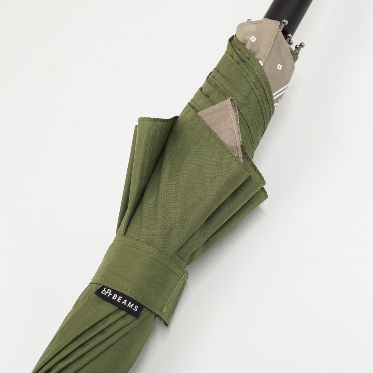 傘 bPr BEAMS ビームス USED品 バックパックを濡らさない傘 バンダナプリント グリーン カーキ ジャンプ 60cm KR A0389_画像4