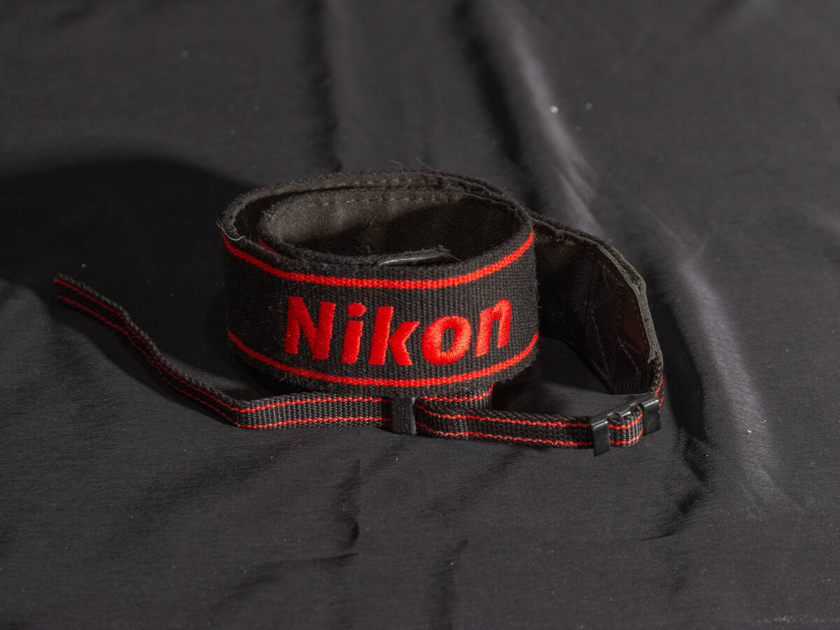 Nikon オリジナルストラップ レッド ニコン プロストラップ カメラストラップの画像4