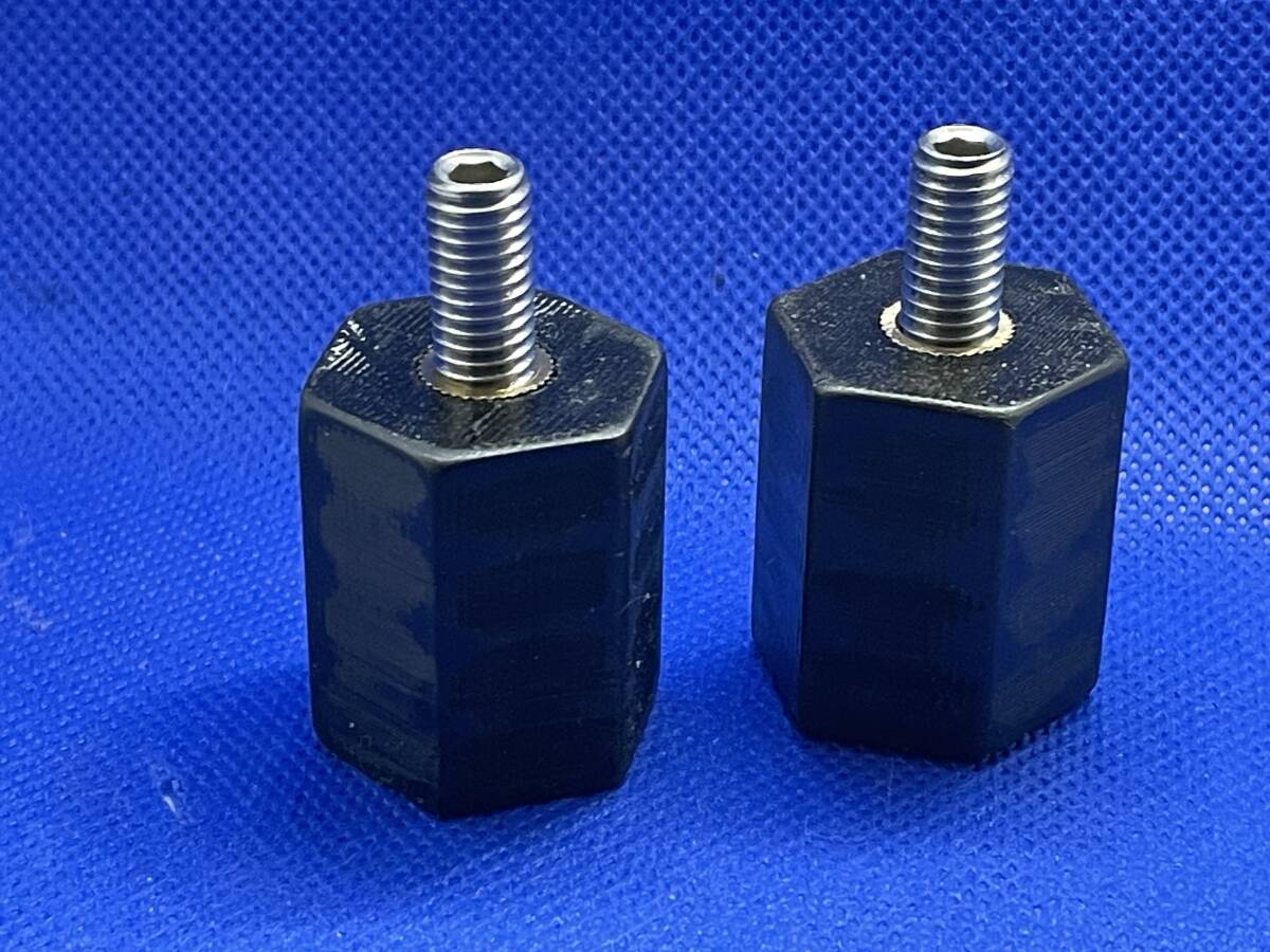 ジムニーJB64.JB74用アクセルペダルスペーサー(32mm) item ジムニーJB64.JB74用アクセルペダルスペーサー(32mm) item
