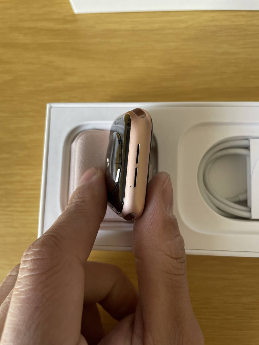 Apple Watch Series4 44MM Pink ( б/у товар )