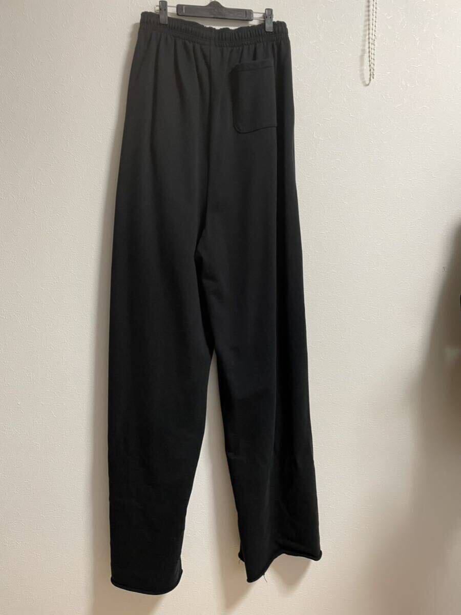 美品 VETEMENTS ヴェトモン2022AW Extra Long Wide Sweatpants MA53SP400B バギー スウェットパンツ ブラック M 未使用品 _画像3