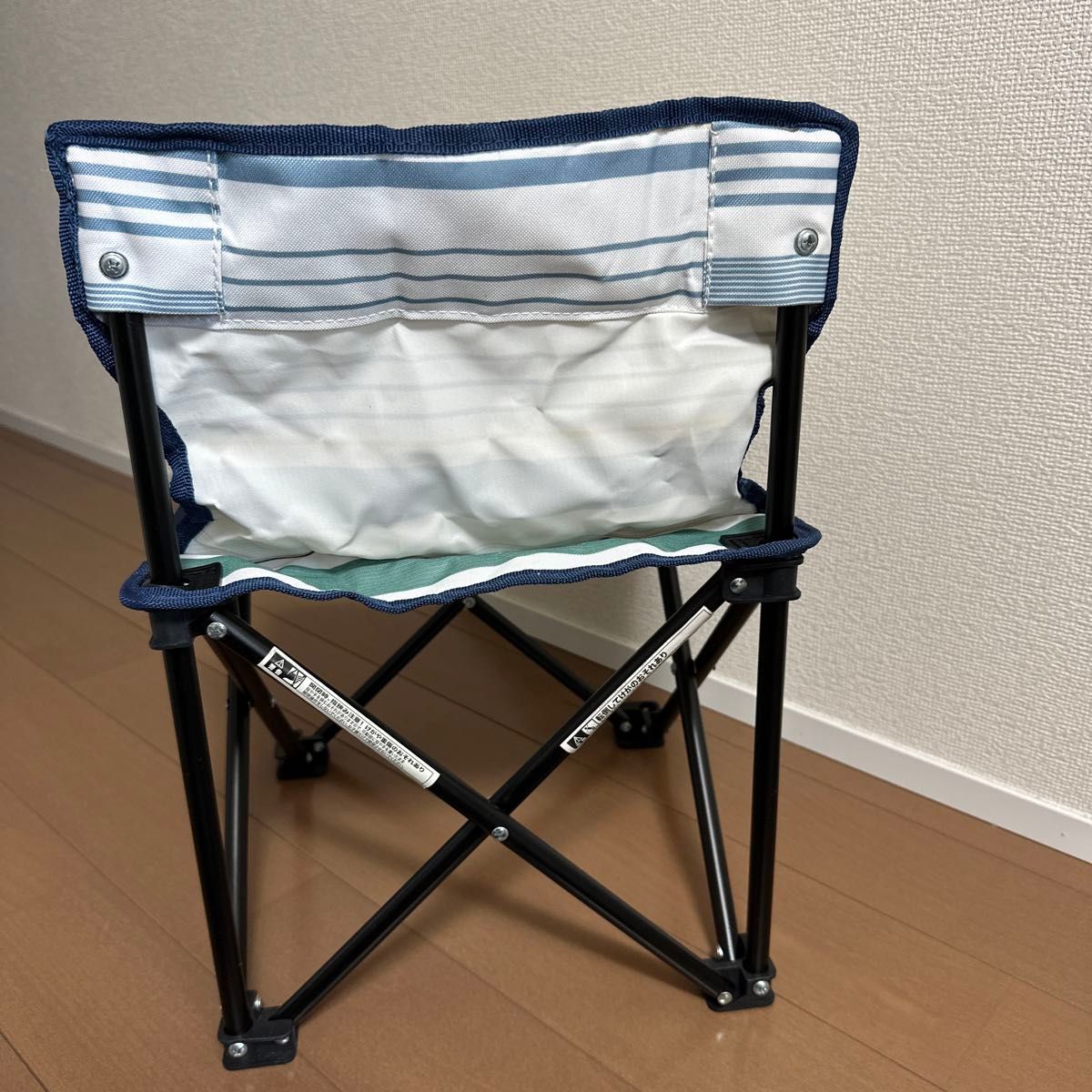 NITORI ニトリ コンパクト ボーダー 折畳チェア 美品 アウトドア NITORI ニトリ コンパクト ボーダー 折畳チェア 美品 アウトドア