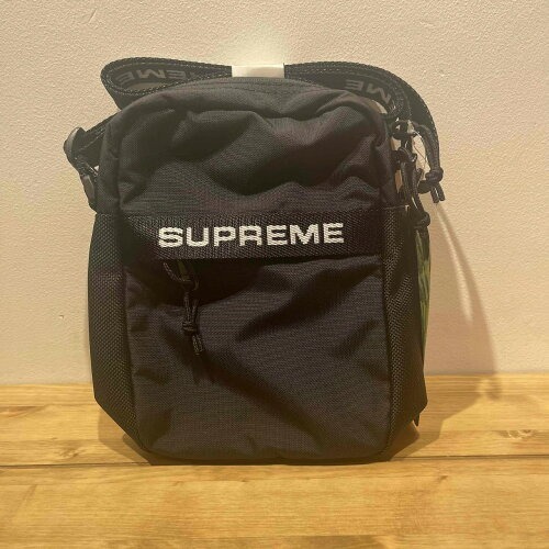 輝い Supreme ショルダーバッグ シュプリーム Black Bag Shoulder 22aw