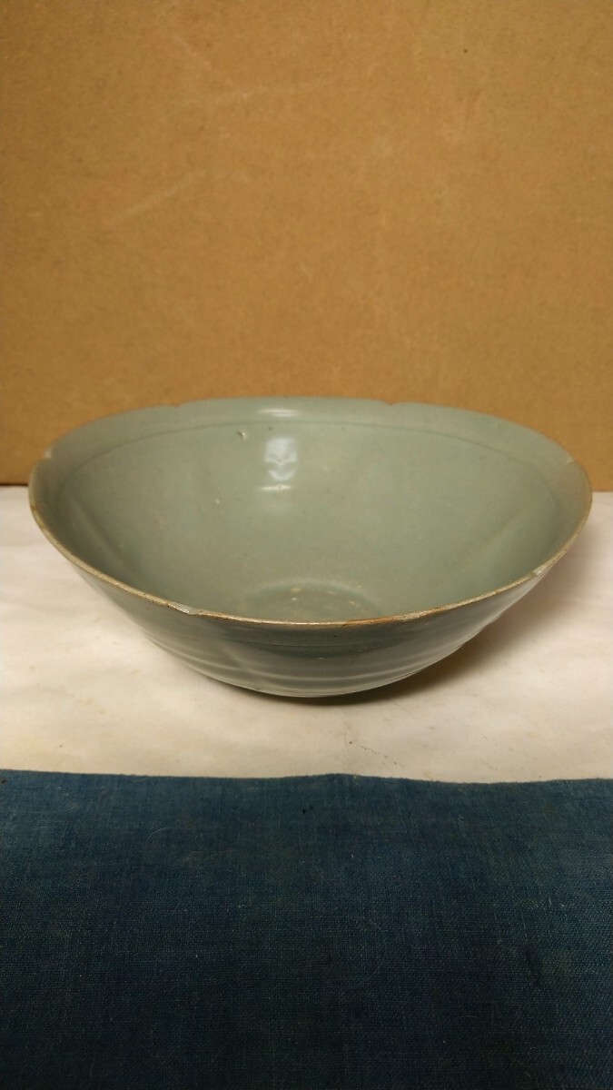 【哲】【特別出品】釉色の良い高麗青磁輪花鉢（高麗時代・12世紀）_画像3