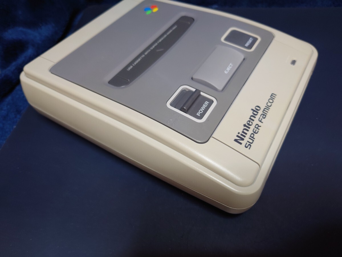 任天堂 スーパーファミコン 前中期 すぐ遊べるセット 一式 コントローラ 説明書 シリアル一致 純正アダプタ 純正ケーブル ソフト5本 SFCの画像7