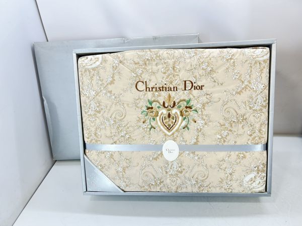 sa☆/ 未使用 Christian Dior クリスチャンディオール 羽毛掛けふとん ダウンケット 150×200㎝ ダウン50％ フェザー50％ 　/DY-2575_画像1