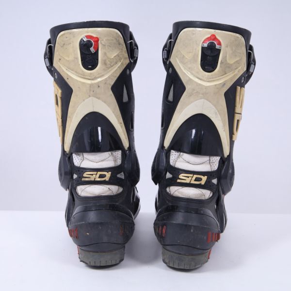 返品可◆42◆SIDI レーシングブーツ VORTICE 正規品ヴォルティス 新品の互換品スライダー付き◆J385_画像6