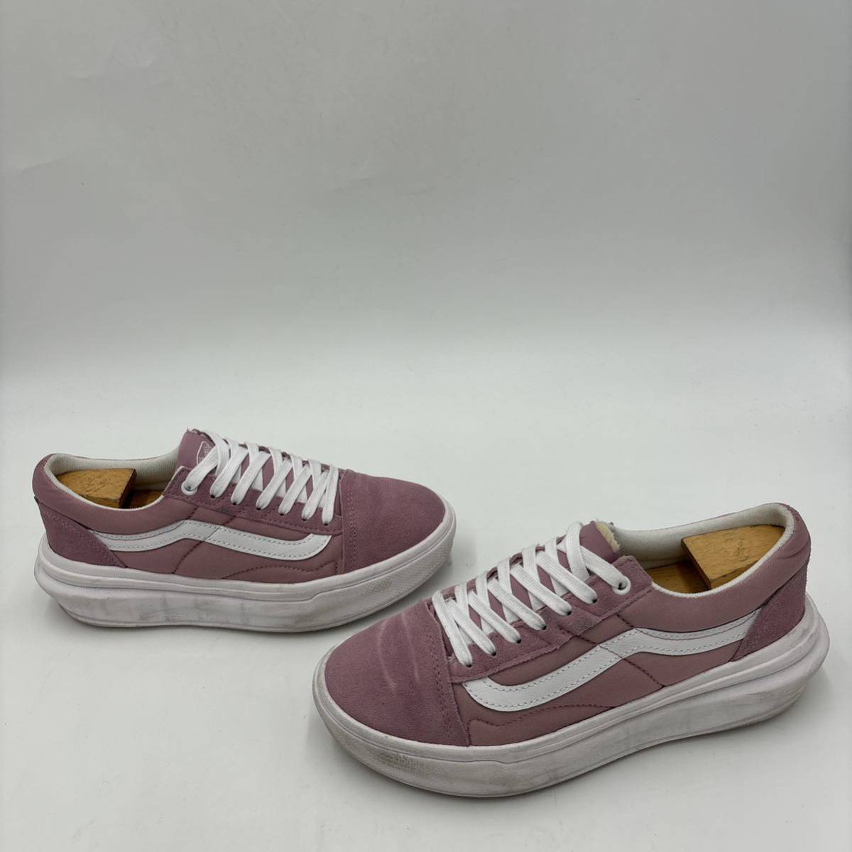 J ＊ 履き心地抜群 '人気モデル' VANS バンズ OLD SKOOL オールドスクール 厚底 ローカット スニーカー 25cm メンズ シューズ PINK_画像3