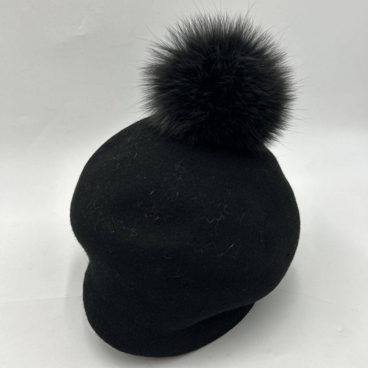 @ 日本製 '洗礼されたデザイン' CA4LA カシラ 高品質 WOOL フォックスファー ボンボン付き ベレー帽 キャップ 帽子 レディース BLACK 黒系 の画像2