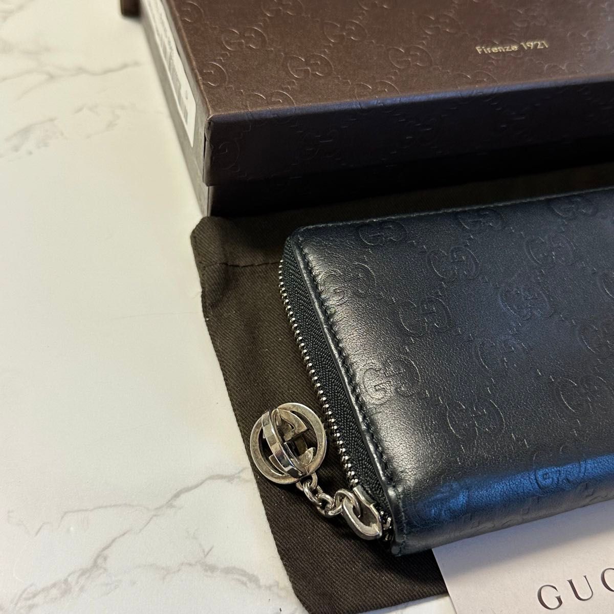 新品同様！ グッチ GUCCI 財布 長財布 シマレザー　GG金具 ラウンドファスナー