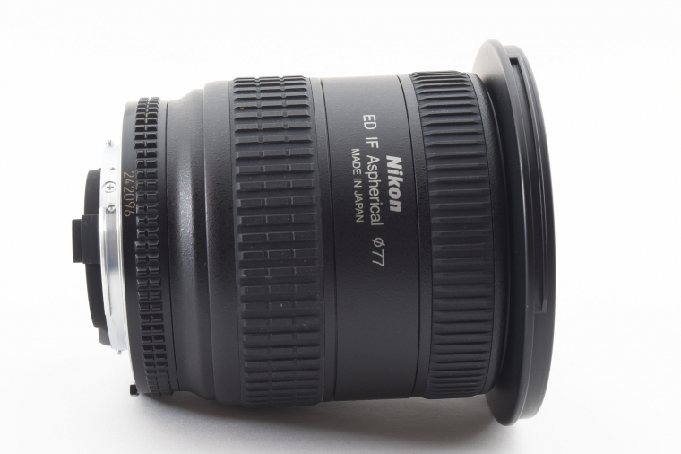 [新品同様] Nikon AF Nikkor 18-35mm F3.5-4.5 D ED Wide Angle Lens 広角レンズ /元箱、付属品あり #2082449_画像7