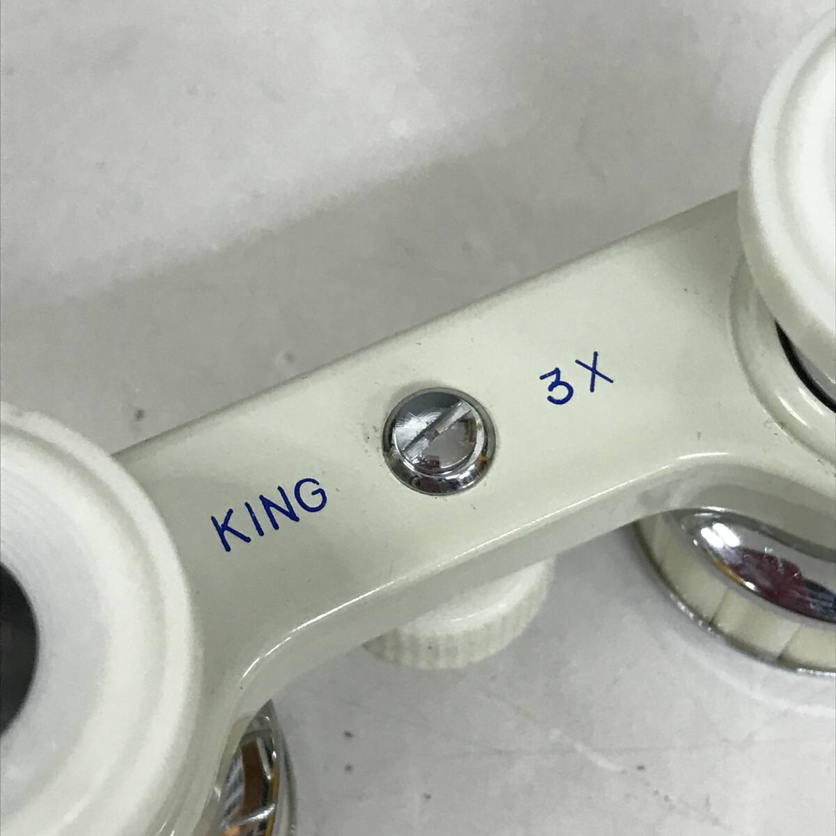 BF11/94 KING King театральный бинокль 3× белый кожанный кейс имеется бинокль 3 раз retro античный #*