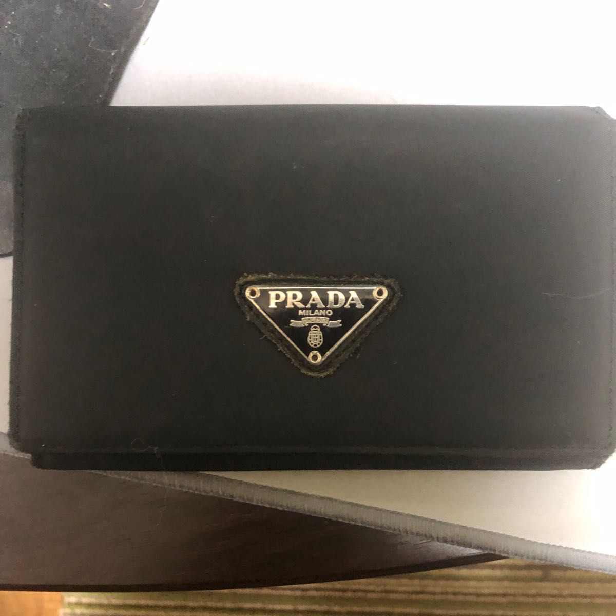 PRADA 財布 二つ折り ブラック系 プラダ|Yahoo!フリマ(旧 PRADA 財布 二つ折り ブラック系 プラダ|Yahoo!フリマ(旧