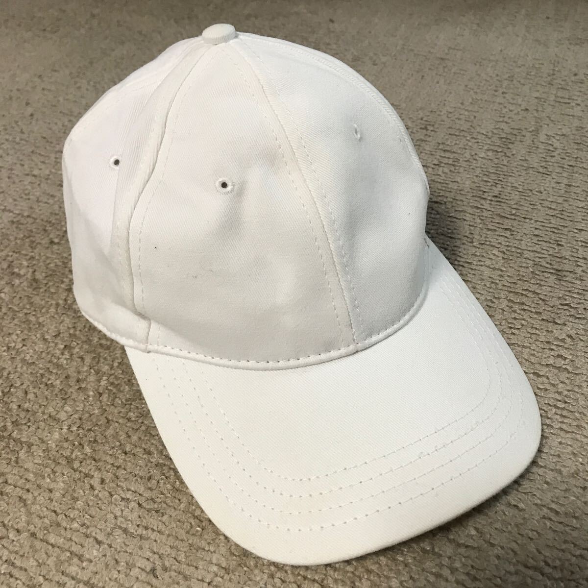 MONCLER BERRETTO Cap モンクレール キャップ ホワイト 帽子_画像1