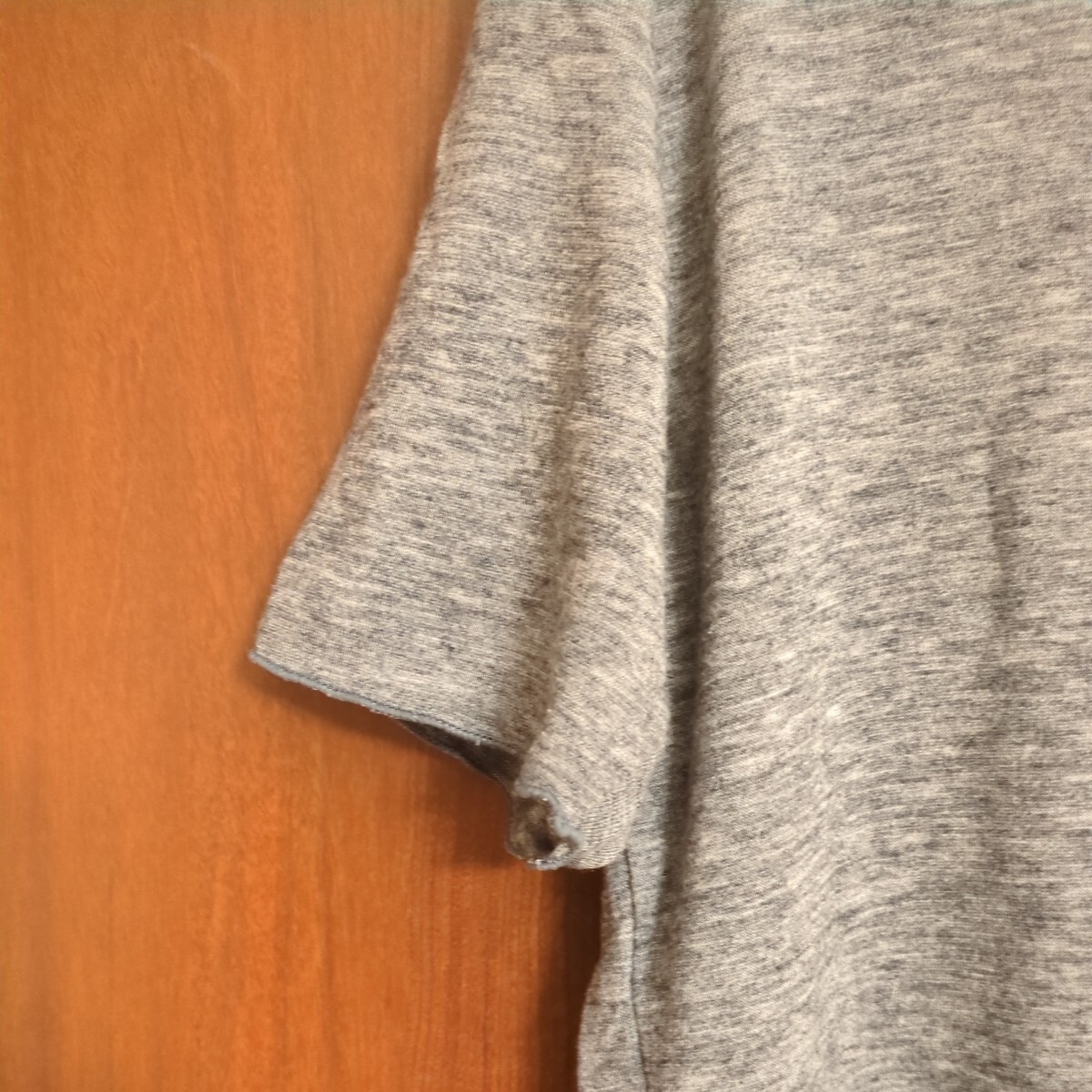 ルシアン ペラフィネ lucien pellat-finet Ｖネック グレー ニット セーター 半袖 メンズ 男性 ドクロ スカル 髑髏 灰色 Tシャツとしても_画像4