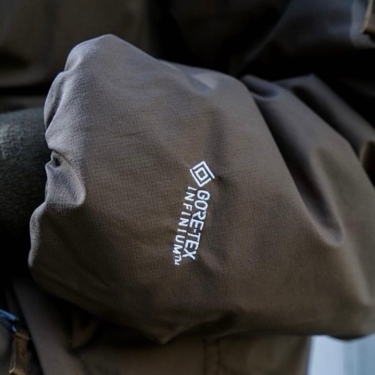 S】新品 The North Face GTX Insulation Bomber Jacket ND42330R S】新品 The North Face GTX Insulation Bomber Jacket ND42330R