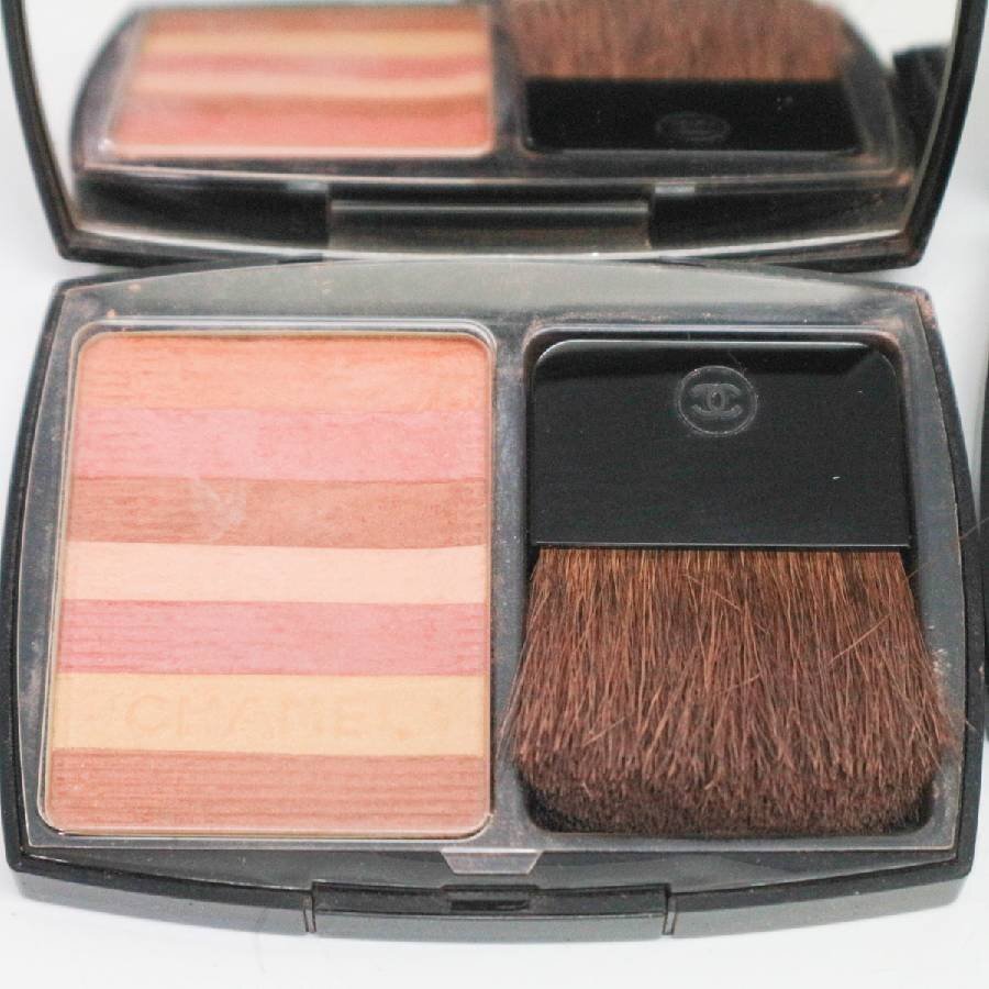 CHANEL Chanel powder foundation cheeks set set sale *803f04