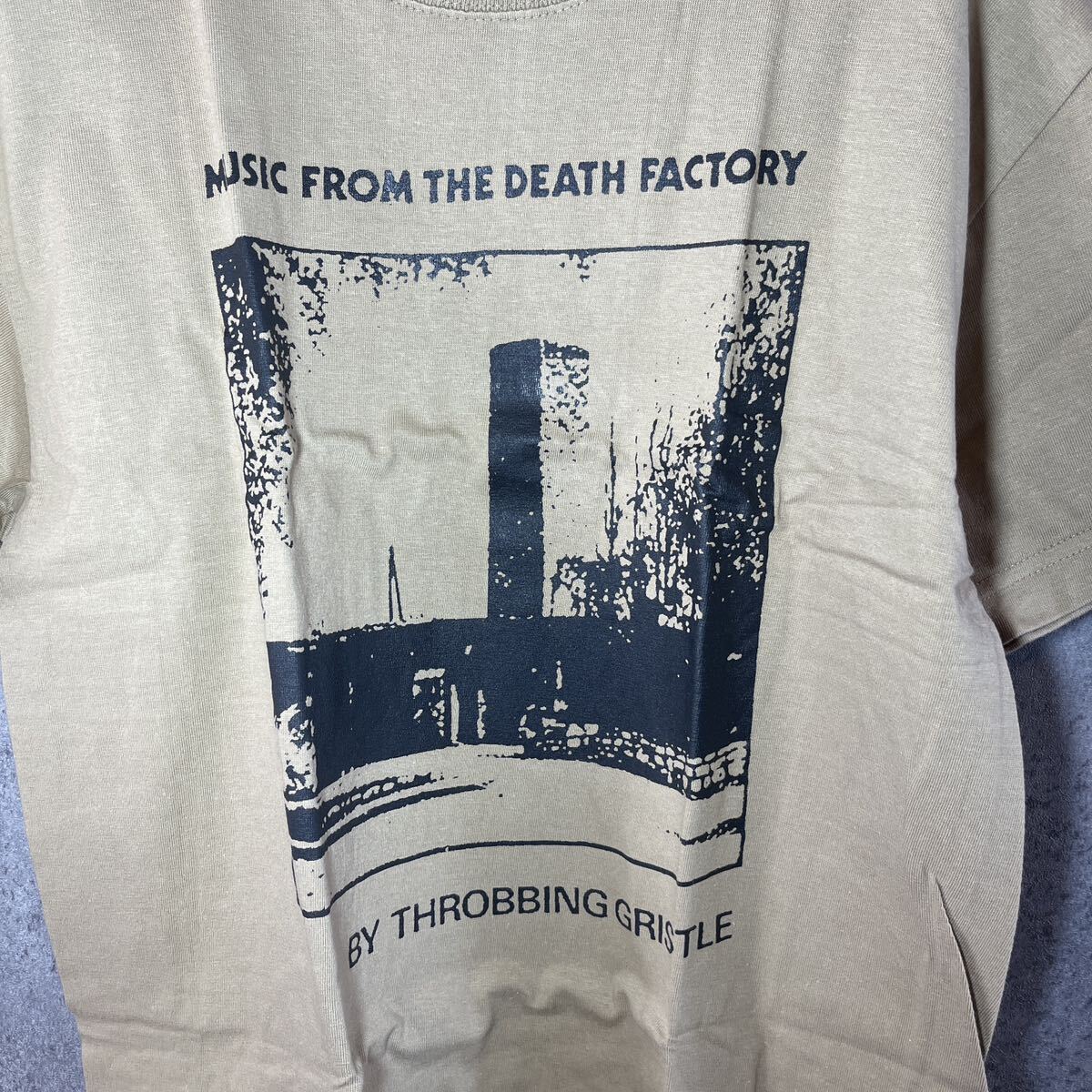 THROBBING GRISTLE スロッビング グリッスル Ｔシャツ Mサイズ サンドカーキ 中古現状品 240313M02_画像2