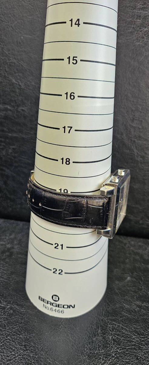 【1円～】ROBERTA SCARPA ロベルタスカルパ 3852 スケルトン スクエア メンズ腕時計 シルバー×ブラック 稼動品の画像10