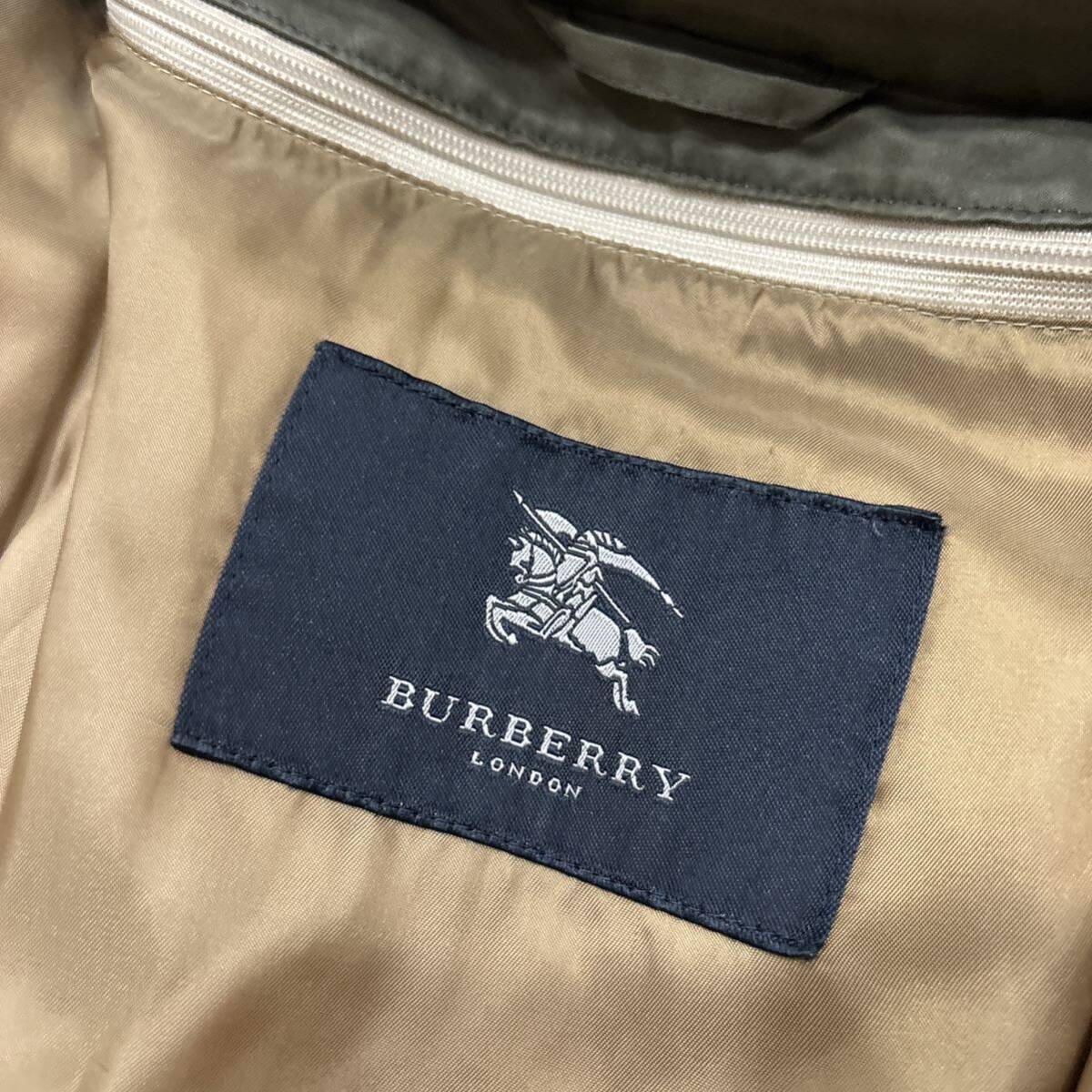 1円~ ＊ 日本製 '高級紳士服' BURBERRY LONDON バーバリー 高品質 ノバチェック 中綿ライナー / フード付き ステンカラー コート L メンズ_画像6