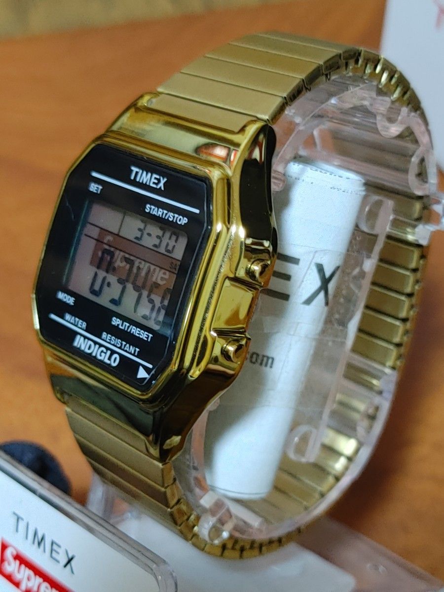 「美中古」Supreme×Timex 19AW GOLD デジタル腕時計 シュプリーム タイメックス ゴールド ウォッチ