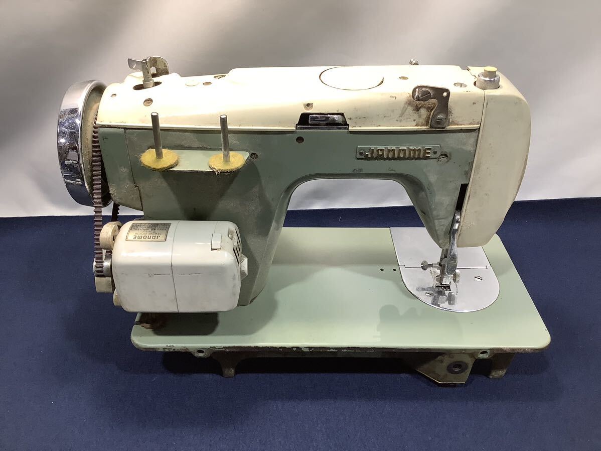 ジャノメ レトロ ミシンJANOME SEWING MACHINE TOKYO アンティーク 昭和レトロ 動作未確認 ジャンク品 NA031701_画像4