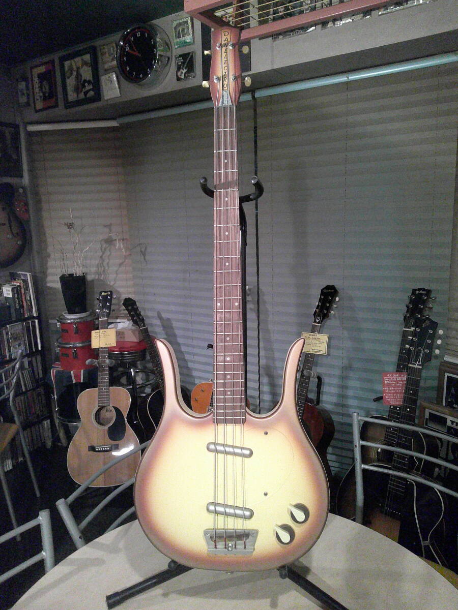 DANELECTRO 58 LONGHONE BASS ダンエレクトロ　５８ロングホーン・ベース_画像1