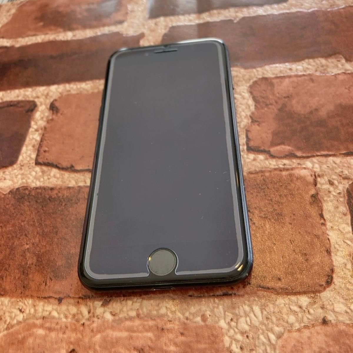 iPhone7  Apple SIMフリー ブラック 初期化済 ブラック iPhone本体端末 シムフリー