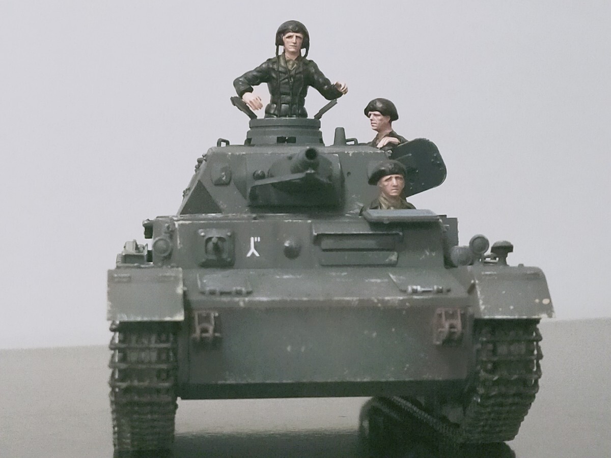 タミヤ 1/35 ドイツ ４号戦車 D型 初期型 塗装済み 完成品_画像3