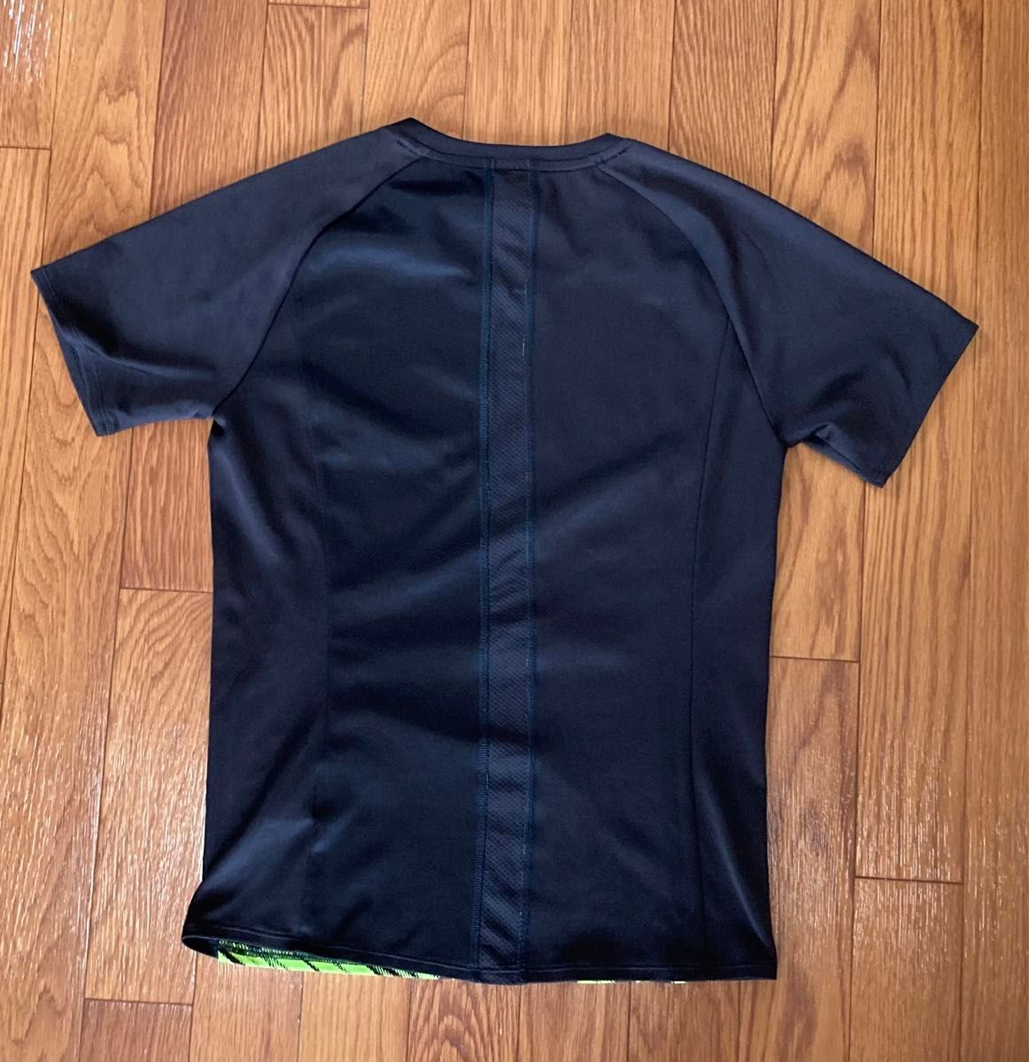 アシックス　アイコンショートスリーブトップ　 半袖Tシャツ　トレーニング　Sサイズ
