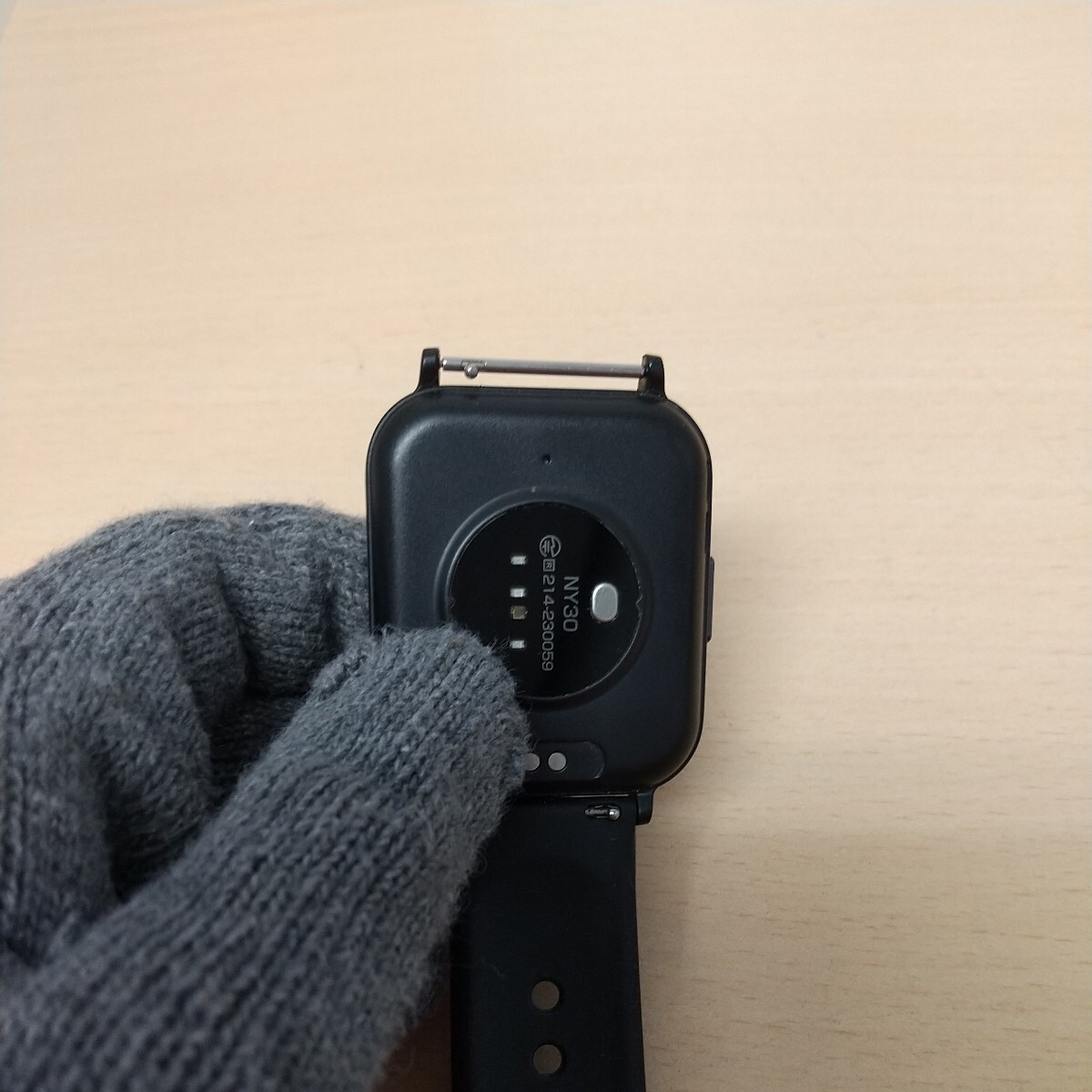 y031316fm スマートウォッチ 活動量計 Smart Watch 腕時計 アラーム 天気予報 ミュージック 歩数計 ブラック_画像3