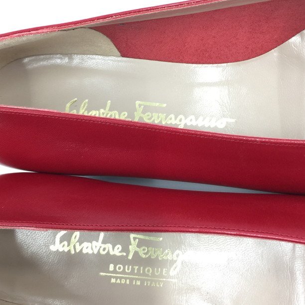 Salvatore Ferragamo　フェラガモ　ヴァラ　パンプス　823 DB 40416　サイズ8　箱付き【CCAL5068】_画像5