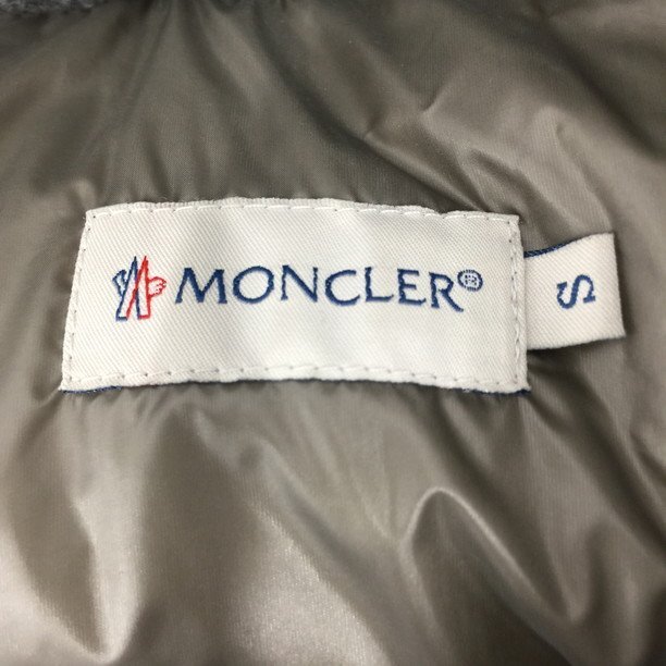 MONCLER モンクレール ダウンベスト グレー系 Sサイズ RN116347【CCAN5045】_画像4