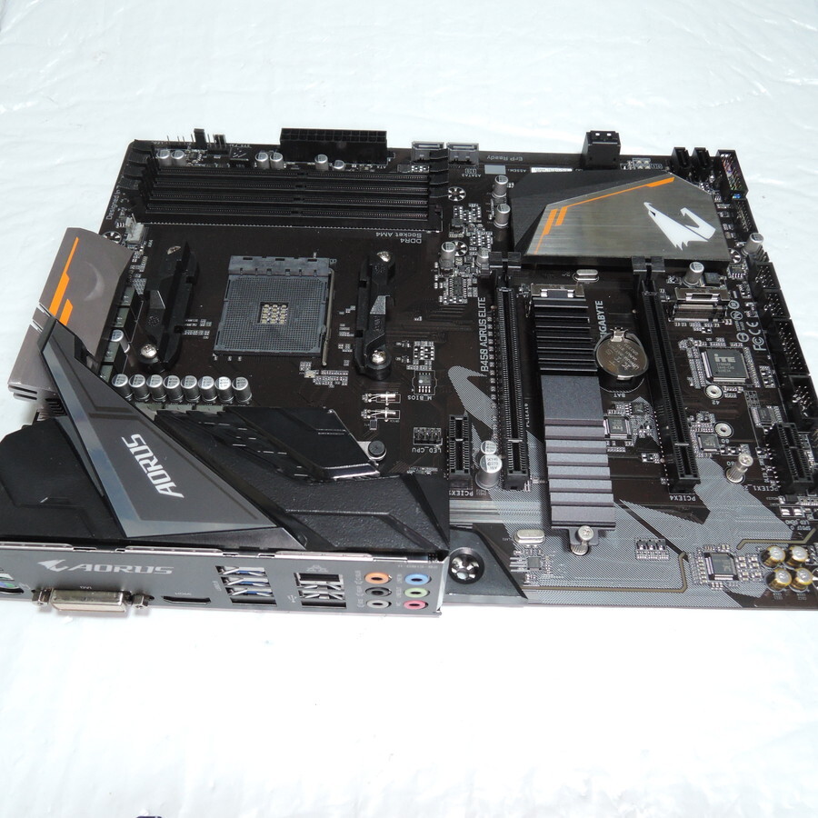 GIGABYTE B450 AORUS ELITE AM4 ATXの画像2