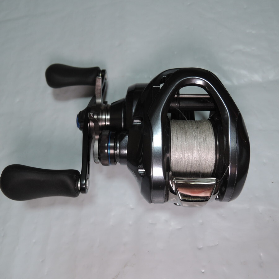 シマノ(SHIMANO) 22 SLX DC XT 71XG 8.1 左巻き バス用ベイトリールの画像1