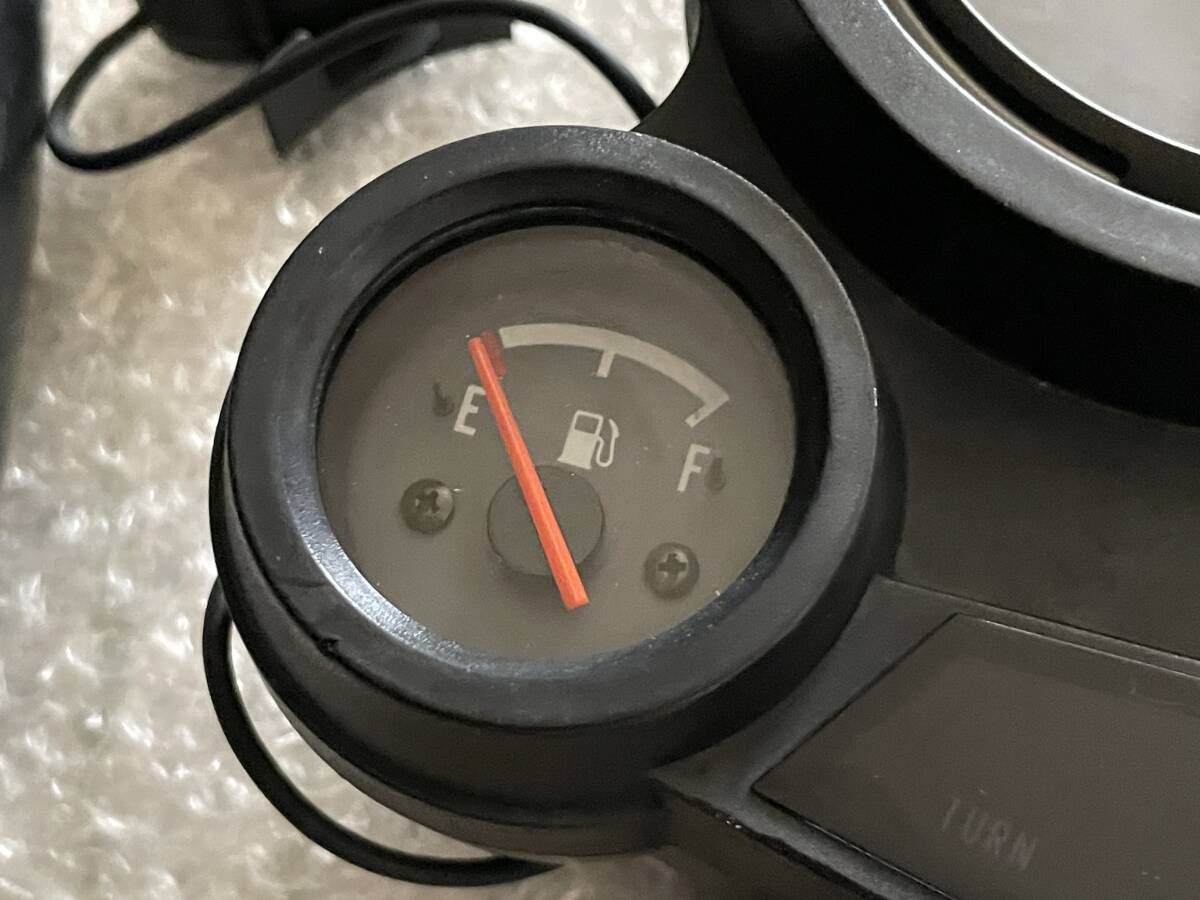 カワサキ GPZ900R 逆車 後期 フルスケール 300km/h メーター Defi レーサーゲージ タコメーター 白イルミ Ninja ニンジャ LEDの画像5