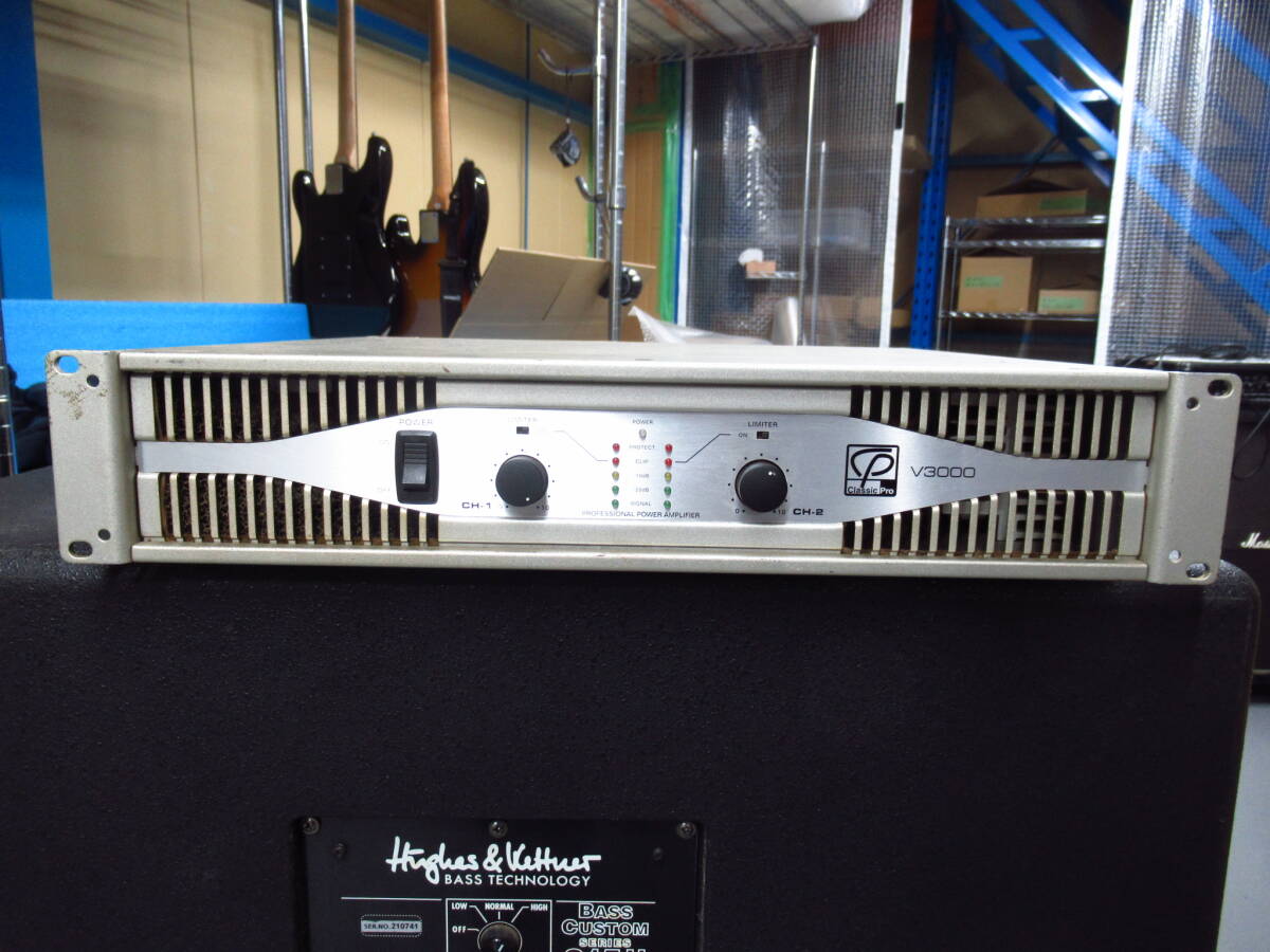 CLASSIC PRO Classic Pro V3000 power amplifier control 5+3=8