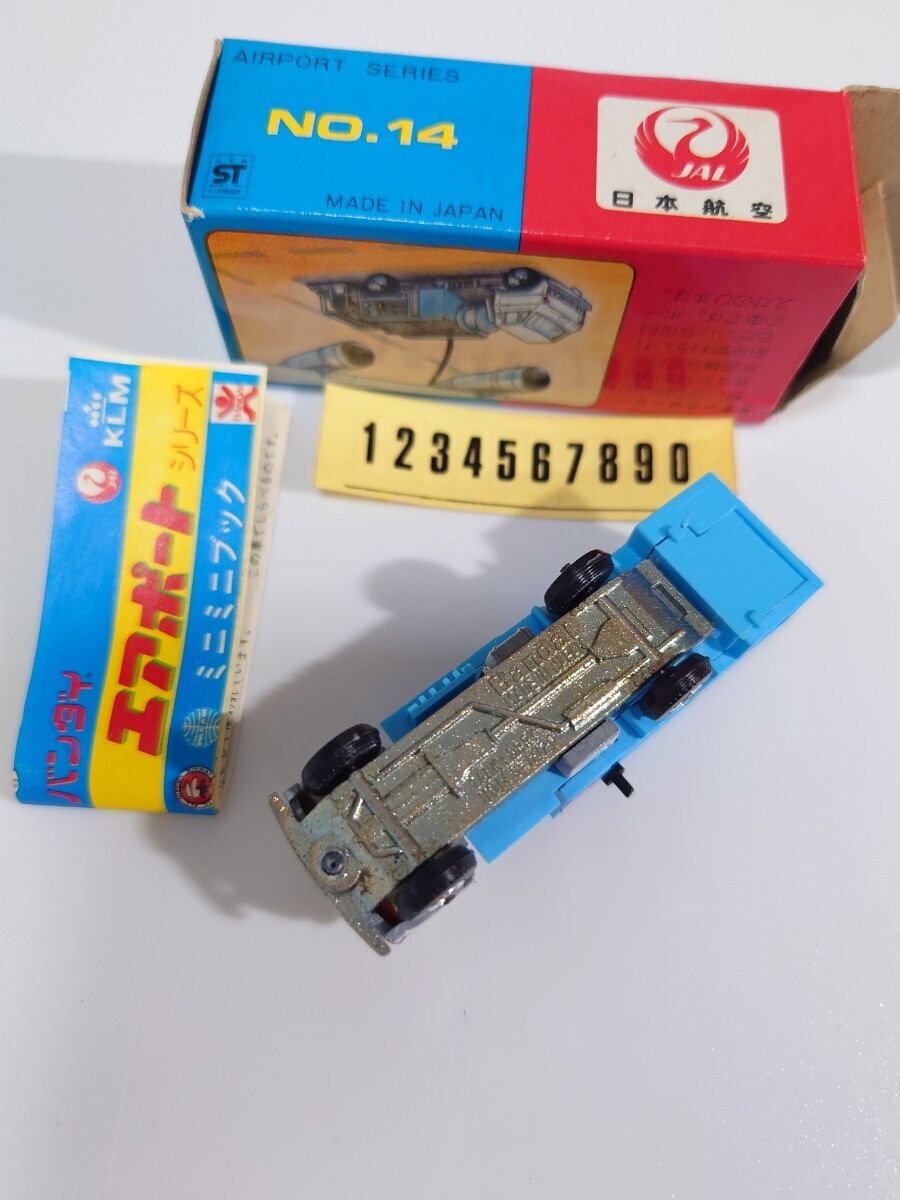 1 jpy ~ Bandai JAL Japan Air Lines tank lorry old Bandai air port si Lee minicar Vintage records out of production goods JAPAN made rare that time thing 