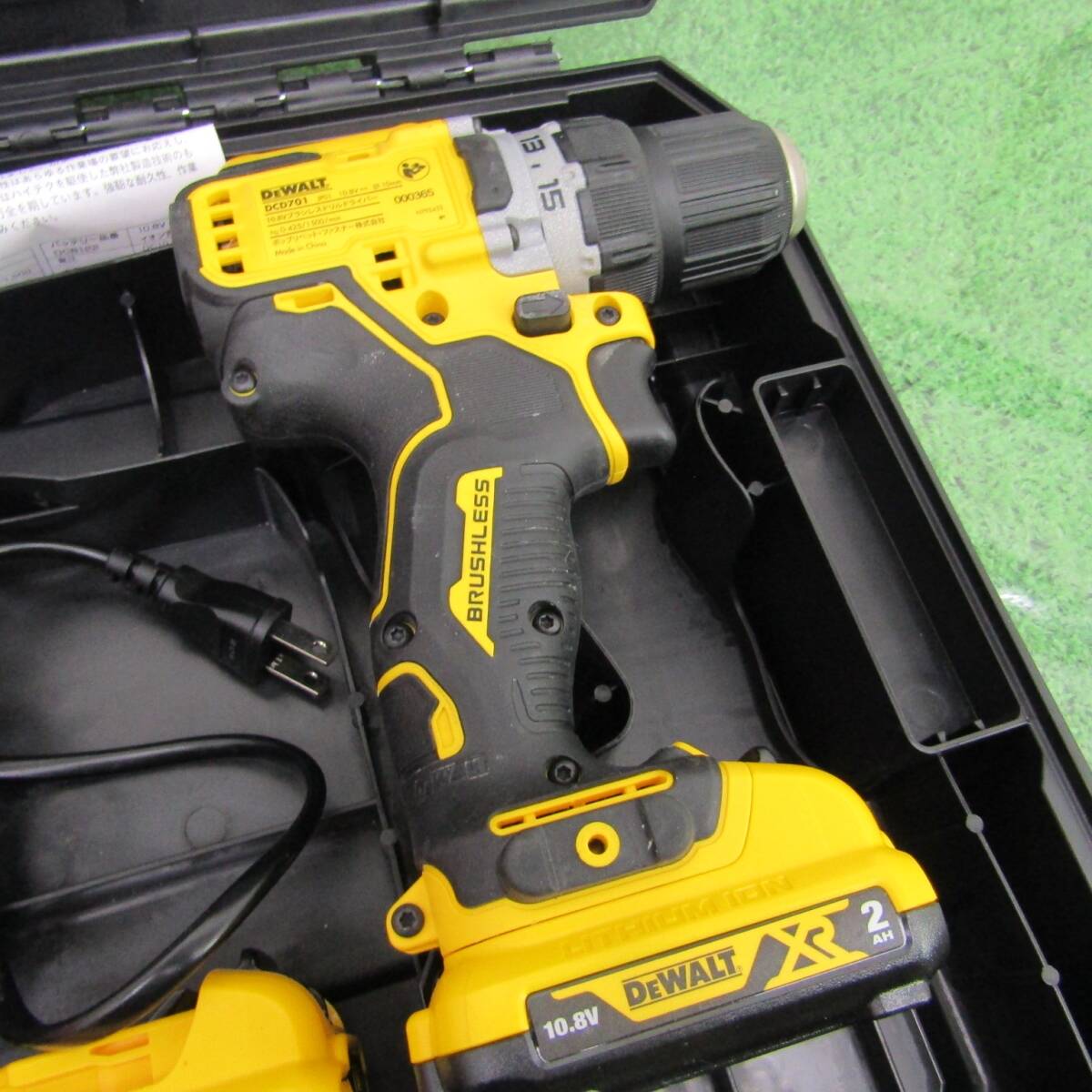 【美品】▼デウォルト/DeWALT 10.8V ドリルドライバー DCD701D2-JP バッテリー×2,充電器×1_画像7