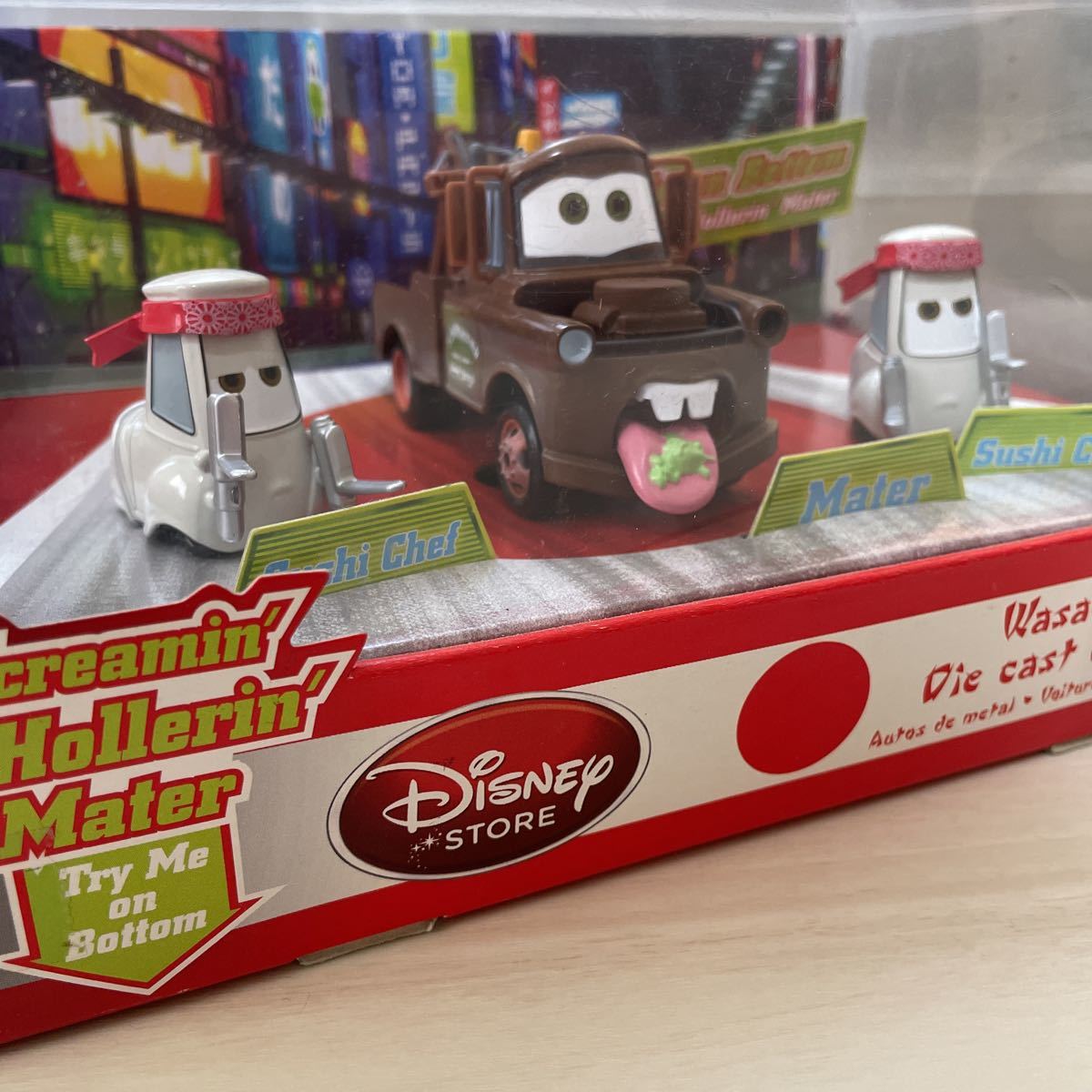 ノット マテル カーズ MATTEL CARS ディズニー ストア わさび メーター 寿司 シェフ MATER ミニカー キャラクターカー WASABI ワサビ 喋る_画像2