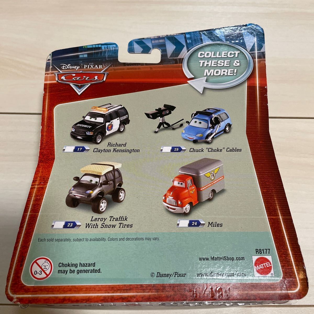 マテル カーズ LEROY TRAFFIK スノータイヤ ミニカー ピクサー リロイ トラファック MATTEL CARS デラックス_画像2